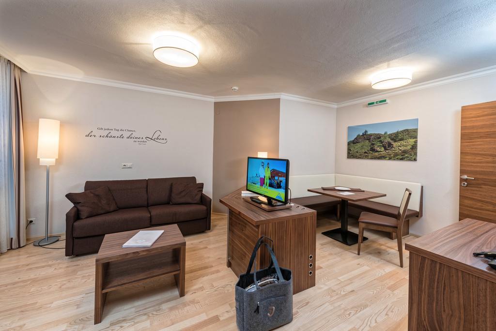 Hotel Jennys Schloessl Serfaus Habitación foto